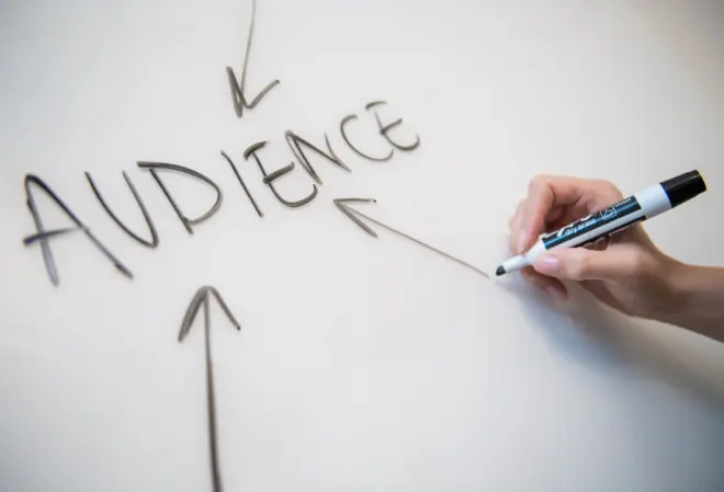 attract audience